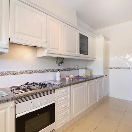Yara With Terrace * אלבופיירה